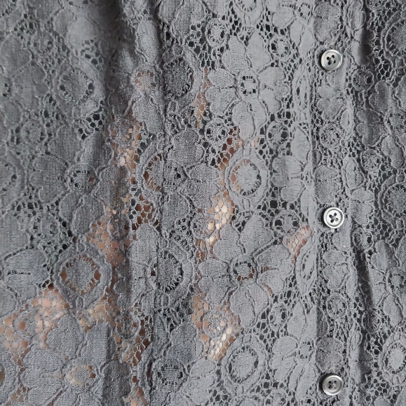 Van Heusen Vintage women's shirt in floral lace - Picture 2 of 6